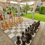Hotell Tustan 4*