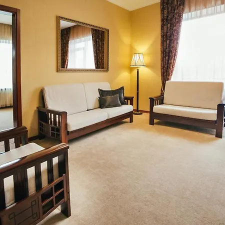Hotel Tustan 4*