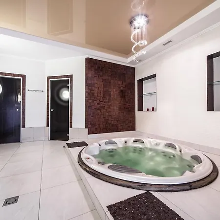 Hotel Tustan 4*